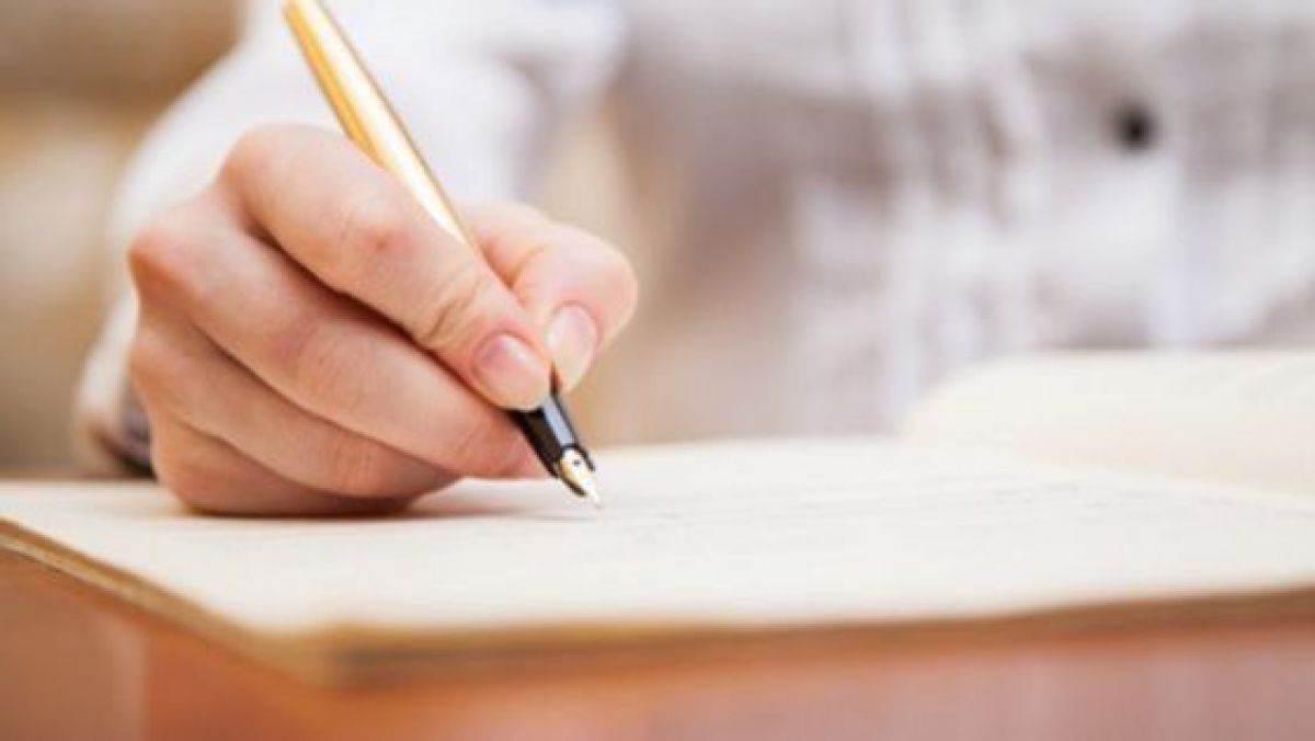 O fostă șefă a unei agenții de stat, privată de dreptul de a ocupa funcții publice. Ar fi vorba de ex-directoarea AGEPI