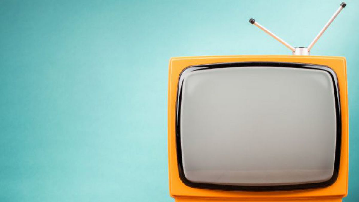 Opt posturi TV, afiliate politicienilor, avertizate pentru că au încălcat legea privind reflectarea campaniei electorale