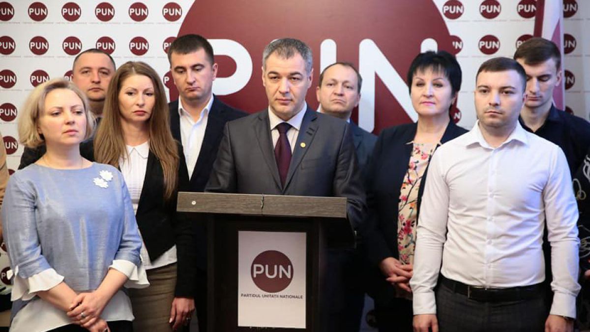 PUN refuză să facă bloc politic cu PL, dar admite o alianță electorală. Partidul discută o eventuală fuziune cu PPR