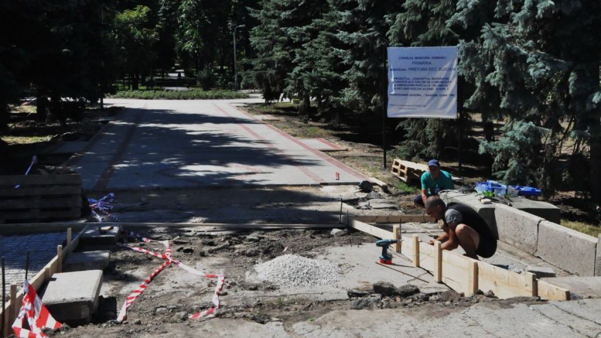 Parcul „Alunelul”, în reparație. Cum arată și la ce etapă sunt lucrările (FOTO)