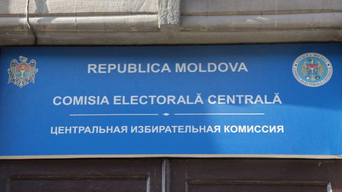Parlamentul propune trei membri la CEC. Printre ei, avocatul lui Năstase și consilierul lui Dodon