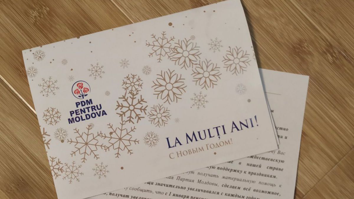 Partidul Democrat le trimite scrisori pensionarilor. Le promite ajutor financiar „în toți anii care vin” (FOTO)