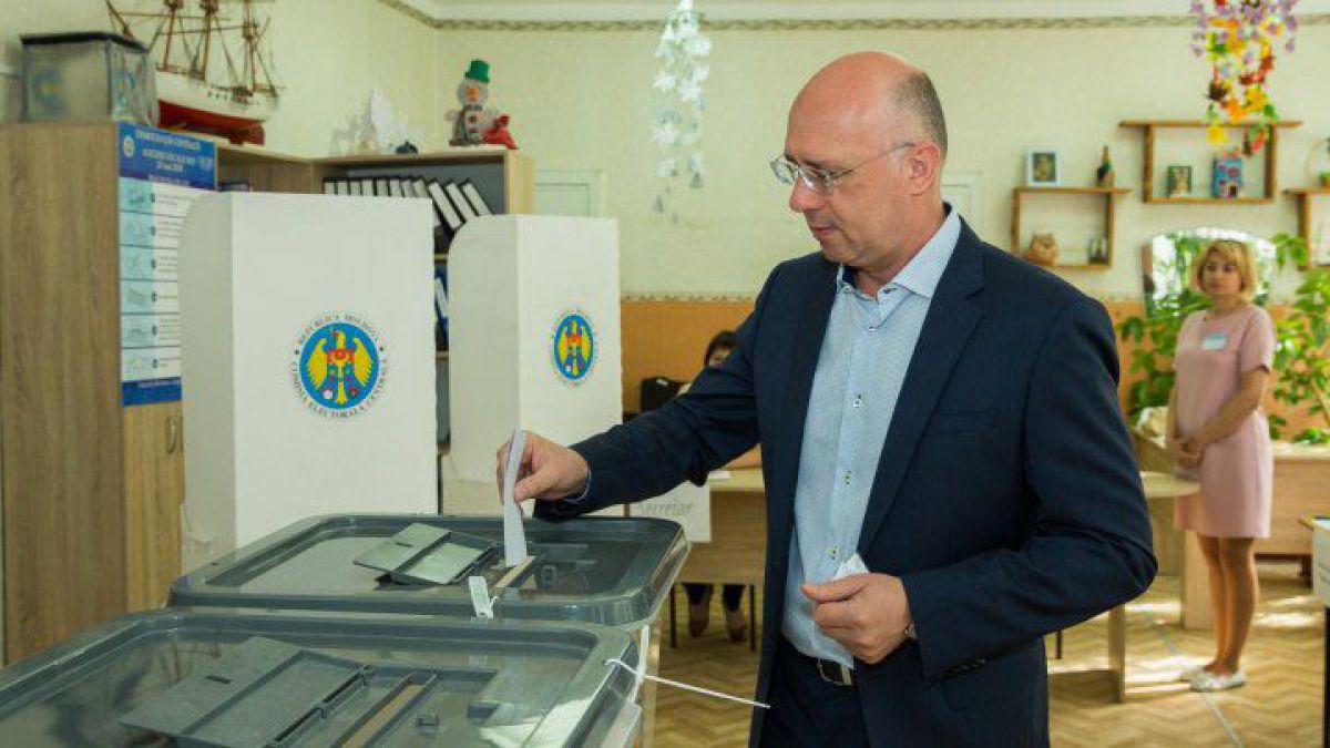După Maia Sandu, și Pavel Filip vrea camere de supraveghere la alegeri