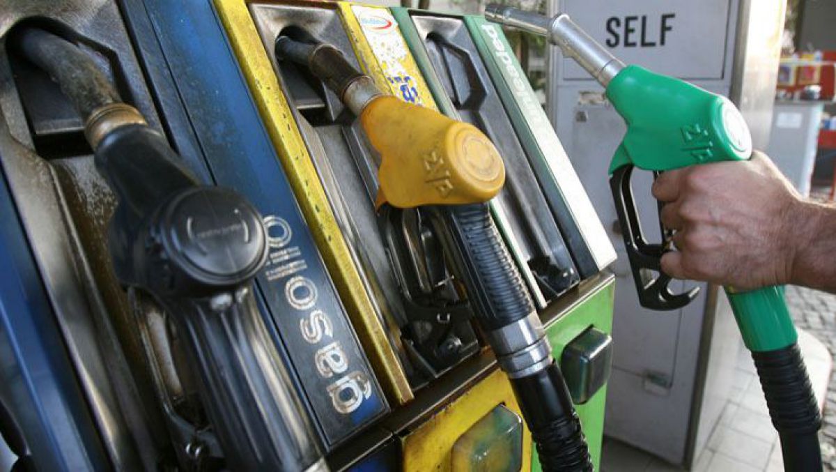Petroliștii explică scumpirea carburanților și vin cu un apel „pentru a nu provoca o criză a combustibilului”