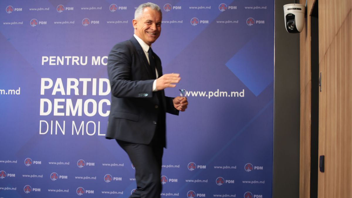 Plahotniuc a apelat la serviciile unui birou de avocați. Insistă că nu a fost implicat în furtul miliardului