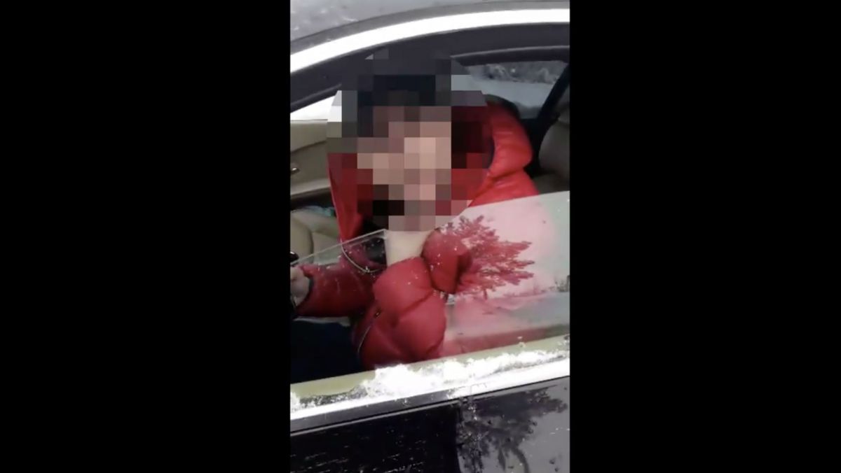 Poliția a publicat discuția dintre șoferul din Găgăuzia și polițistul care ar fi refuzat să vorbească în rusă (VIDEO)