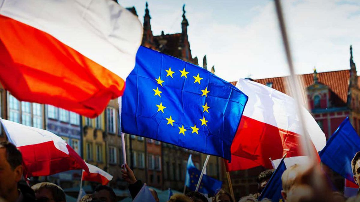 Președintele Consiliului European: Polonia riscă să iasă din Uniunea Europeană