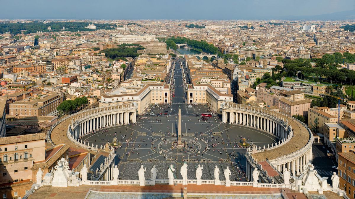 Preoții catolici ar putea avea dreptul la căsătorie. Vaticanul pregătește decizia care ar putea pune capăt celibatului
