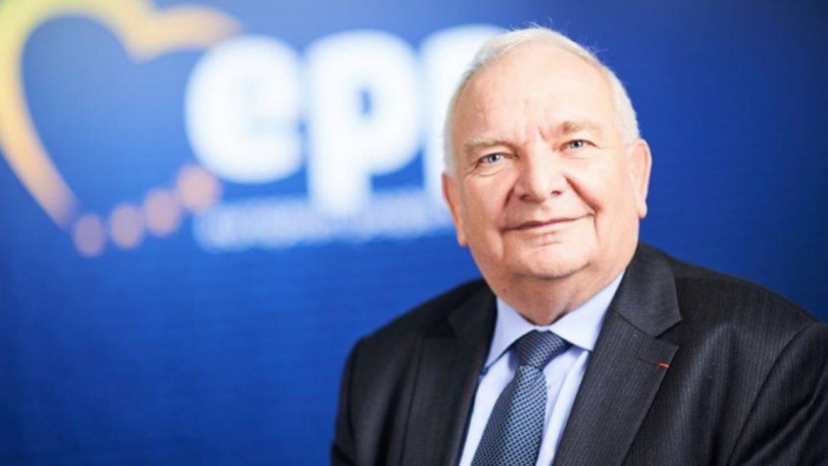 Președintele PPE, Joseph Daul, laudă decizia ACUM de a accepta un speaker PSRM: În politică, uneori trebuie să alegem răul cel mai mic