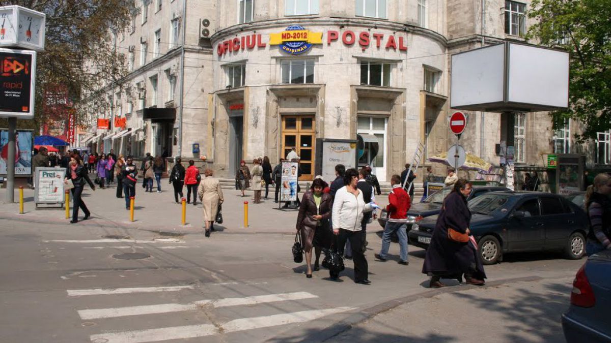 Prim-ministrul a cerut demiterea conducerii Poștei Moldovei și anchete la Moldtelecom și Metalferos (VIDEO)