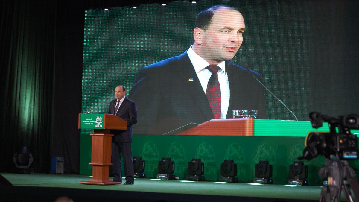 Primarul de Ungheni, fost liberal democrat, apoi convertit în democrat, candidează independent
