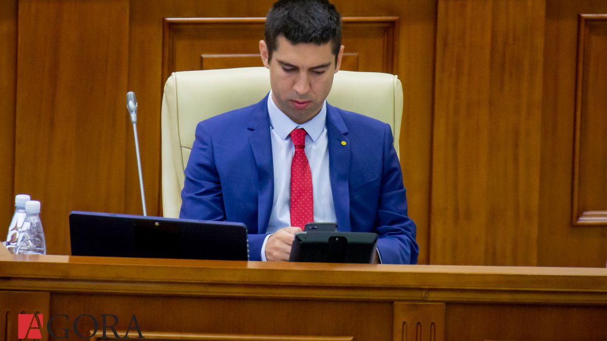Primele săgeți spre Țîcu, lansate din blocul ACUM. Popșoi: Un bărbat adevărat, într-o asemenea situație, își depune mandatul