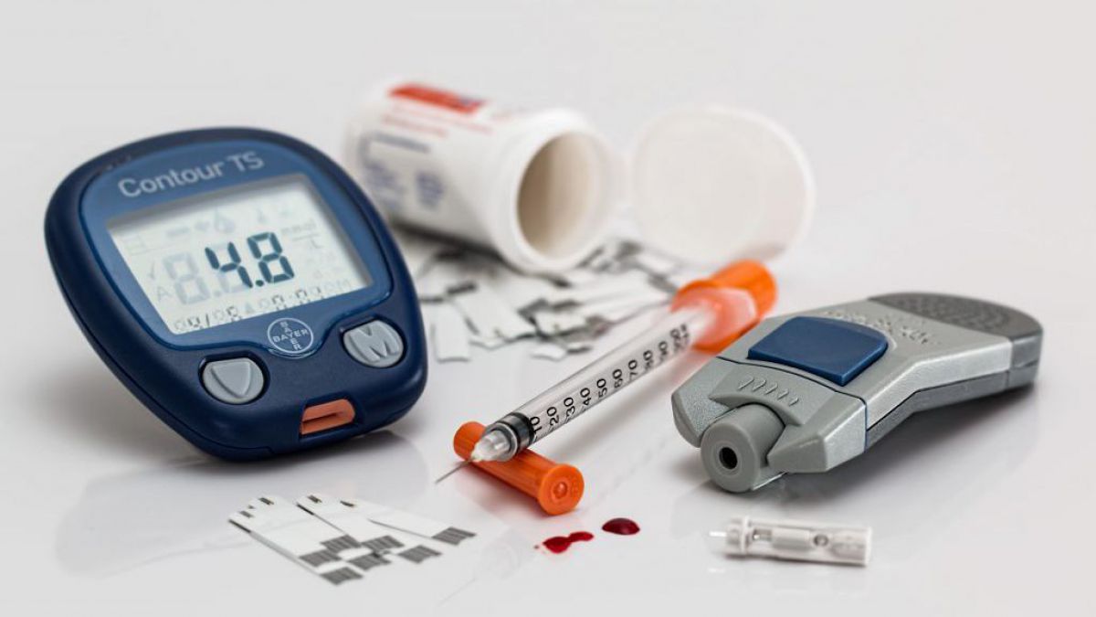 Problema amară a diabetului zaharat. Pacienții, impuși de stat să treacă la un tip de insulină insuficient testată, fără a li se oferi alternativă