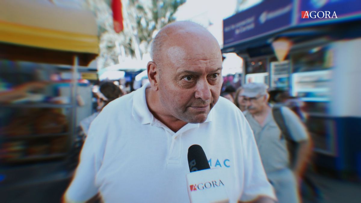 Profesor de istorie: „Pentru cei agramați există limbă moldovenească”. Copiii „se spânzură” de lecție, iar profesoarele fac „oralul” (VIDEO)