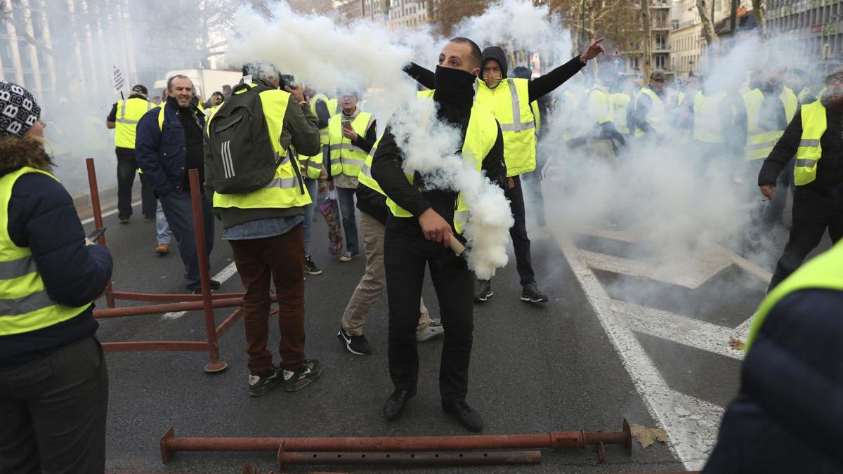 Protestele „vestelor galbene” se extind în Europa. 30 de persoane au fost arestate la Bruxelles