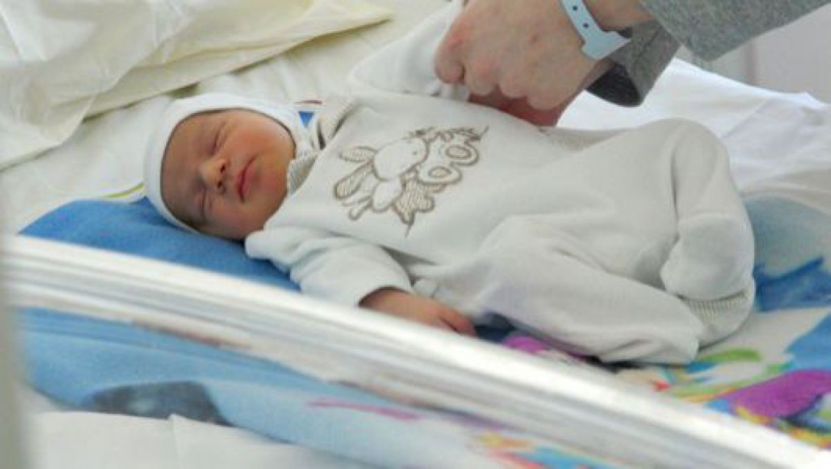 România: Numărul bebelușilor infectați cu stafilococ auriu, în continuă creștere. Maternitatea Giulești sfidează Ministerul Sănătății