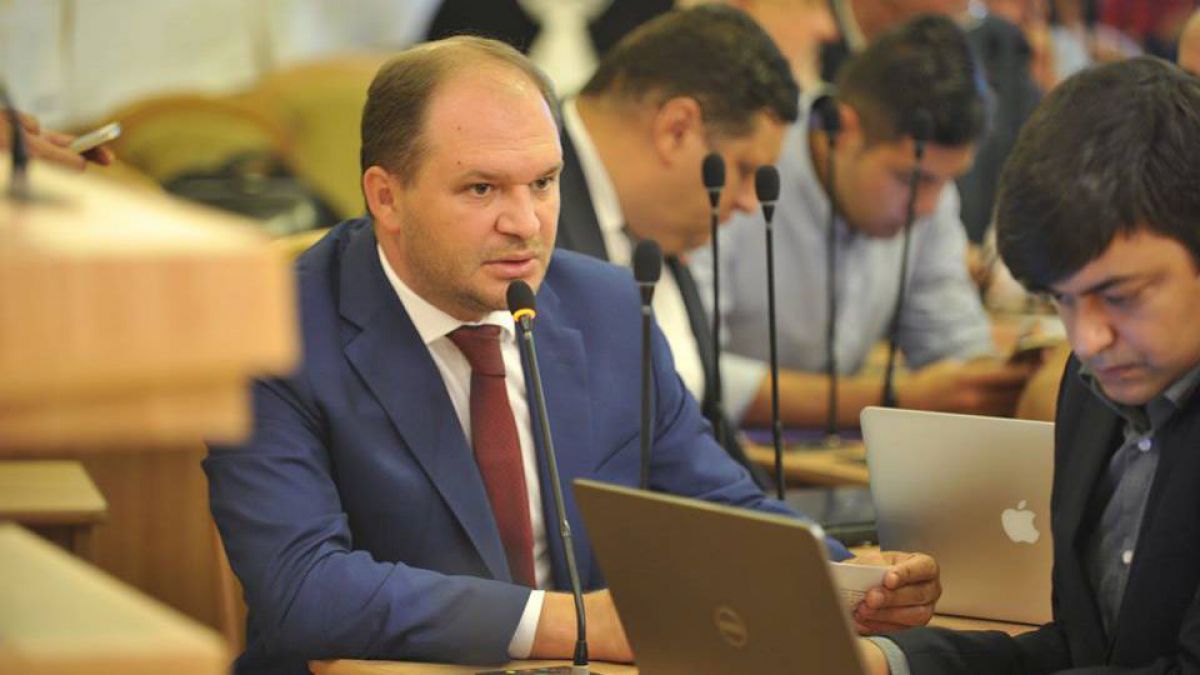 Ședința CMC, amânată din lipsă de cvorum. Socialiști au părăsit sala: Nu vom vota cu ochii închiși