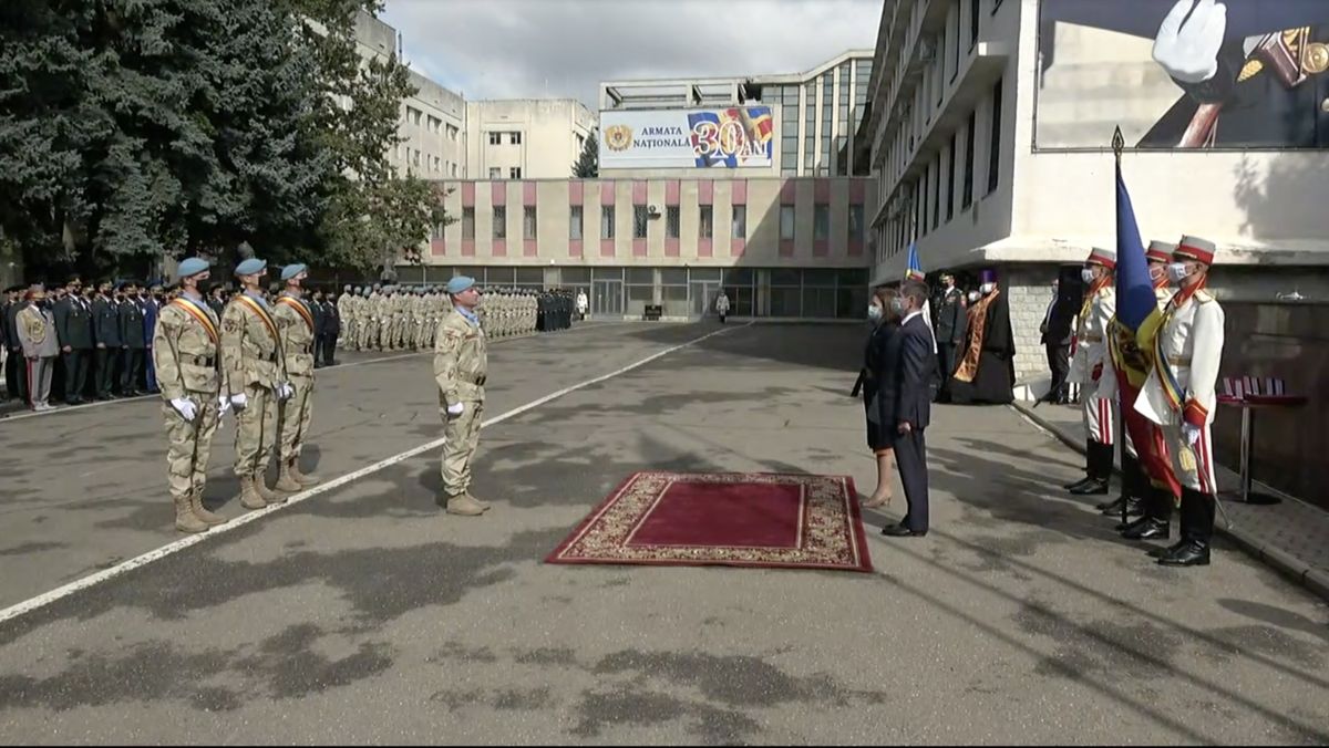 Șefa statului despre viitorul Armatei Naționale: „Republica Moldova are nevoie de o armată bine dotată, asigurată cu tehnică performantă”