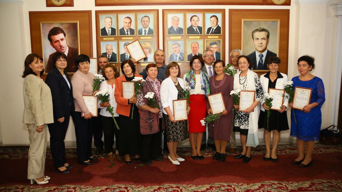 Silvia Radu i-a felicitat pe câștigătorii concursului „Pentru o viață activă la orice vârstă”