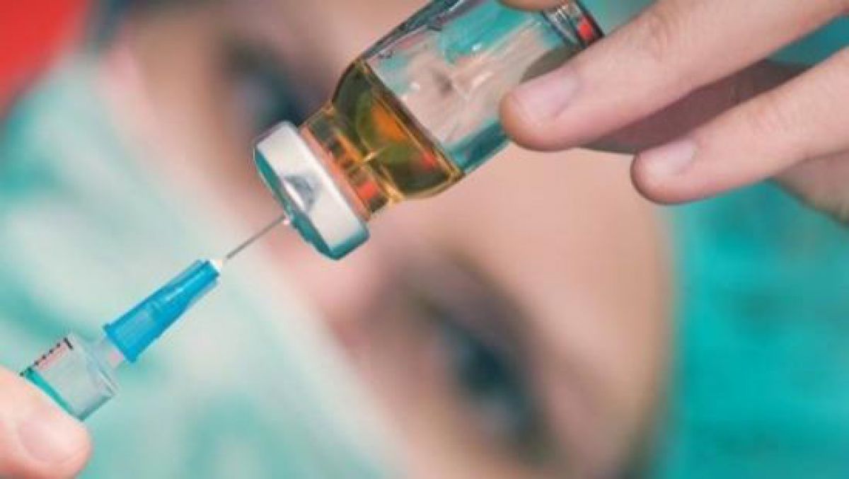 Sute de elevi din capitală, nevaccinați împotriva rujeolei. Care sunt principalele motive ale refuzului imunizării