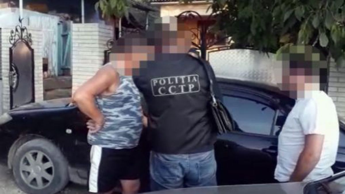 Trei bărbați din Telenești, bănuiți că duceau tinere în Rusia pentru a le exploata sexual (VIDEO)