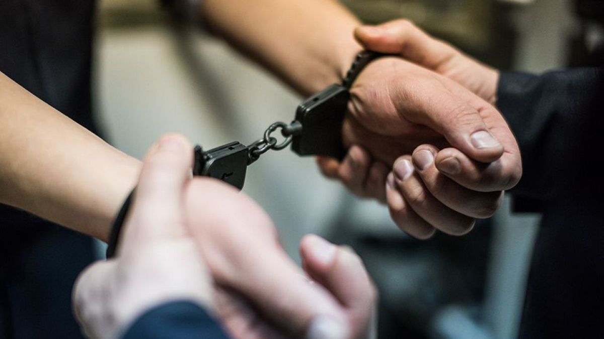 Un moldovean reținut în Ucraina, fiind bănuit de omorul intenționat a unei copile de 14 ani