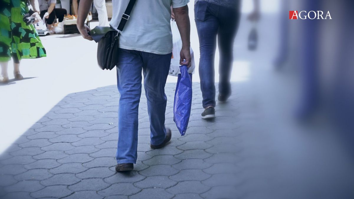 VOX POPULI. Cum renunță moldovenii la punga cu pungi (VIDEO)