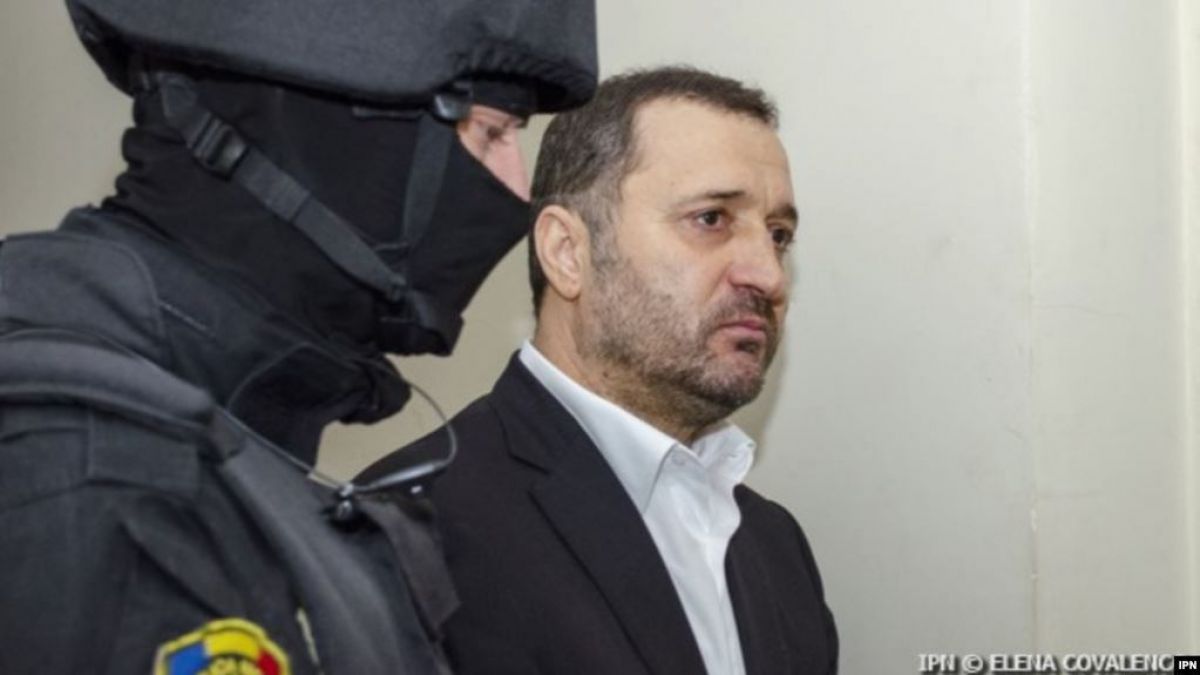 Vlad Filat ar putea sta mai puțin la pușcărie. Pedeapsa i-a fost redusă cu aproape doi ani