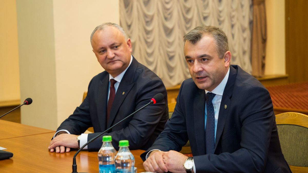 „A fost greu să guvernăm țara” sau „29 de ani de independență, deja o realizare”: Mesajele conducerii țării de ziua Republicii Moldova
