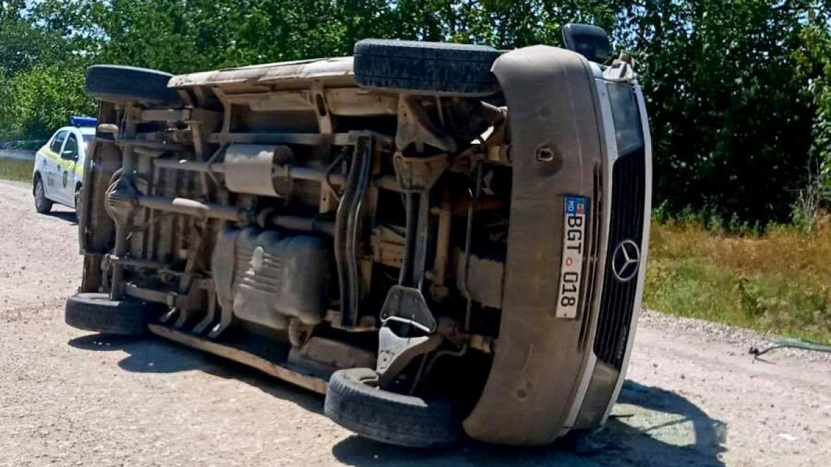 Accident în orașul Sîngerei. Un bărbat de 39 de ani a fost scos dintre fiare de salvatori