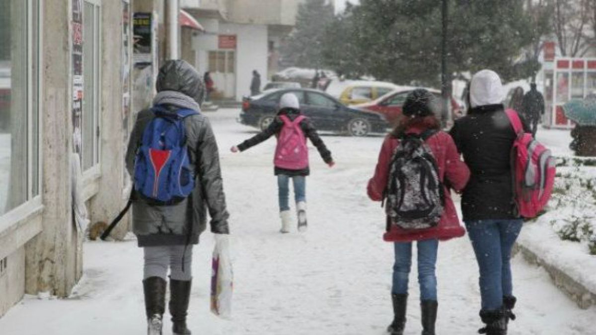 Activitatea instituțiilor preșcolare și a treptei primare din raionul Hîncești, sistată din cauza condițiilor meteorologice