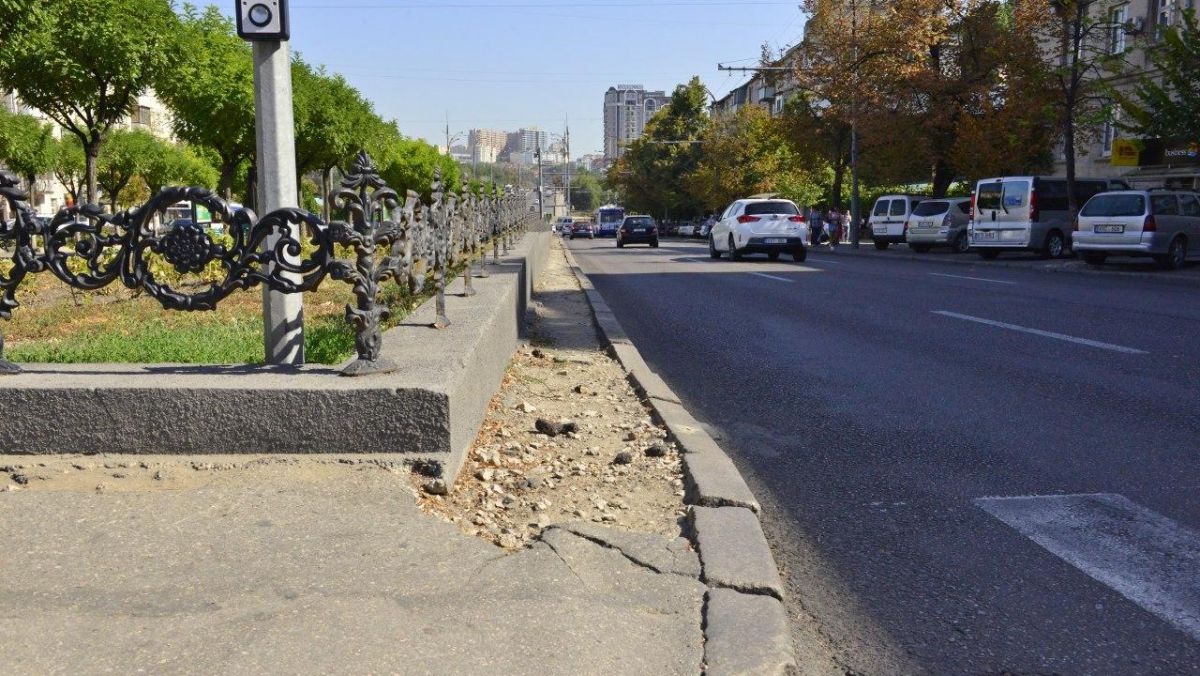 Aleea pietonală de pe bulevardul Grigore Vieru va fi reabilitată