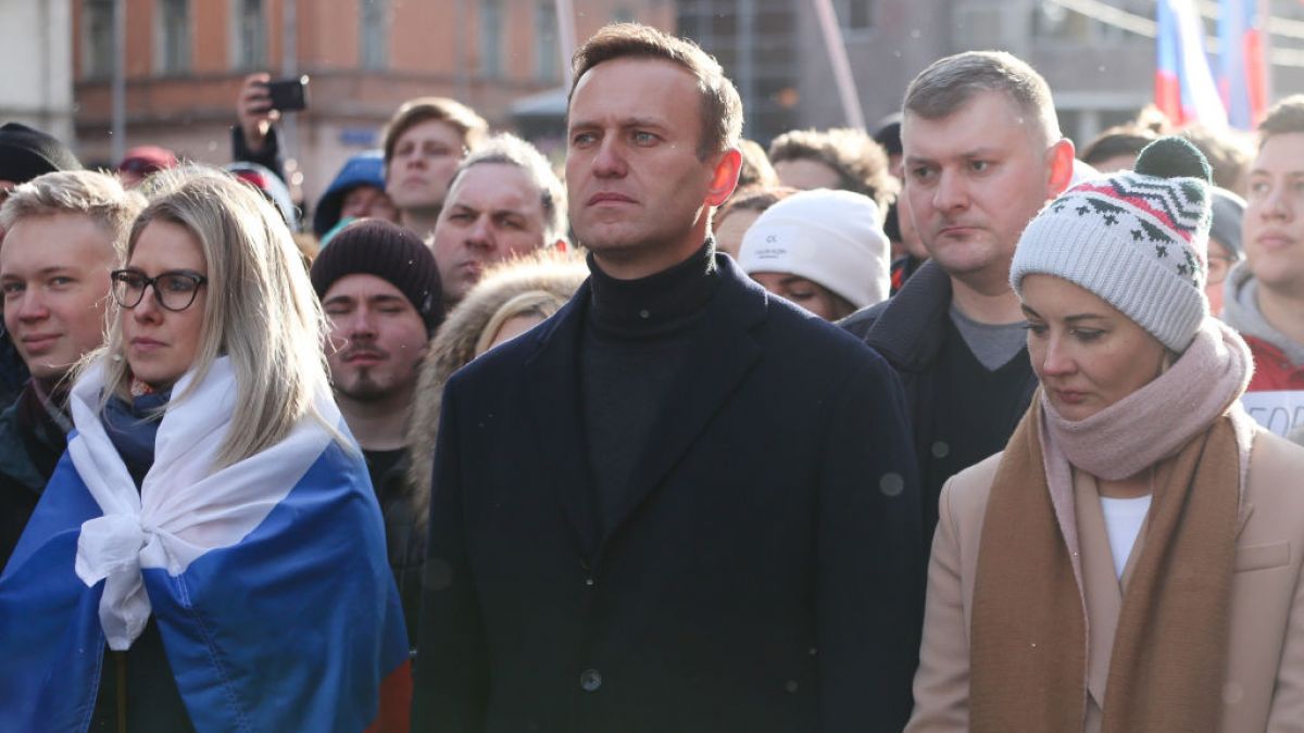 Alexei Navalnîi a fost condamnat la trei ani și jumătate de închisoare