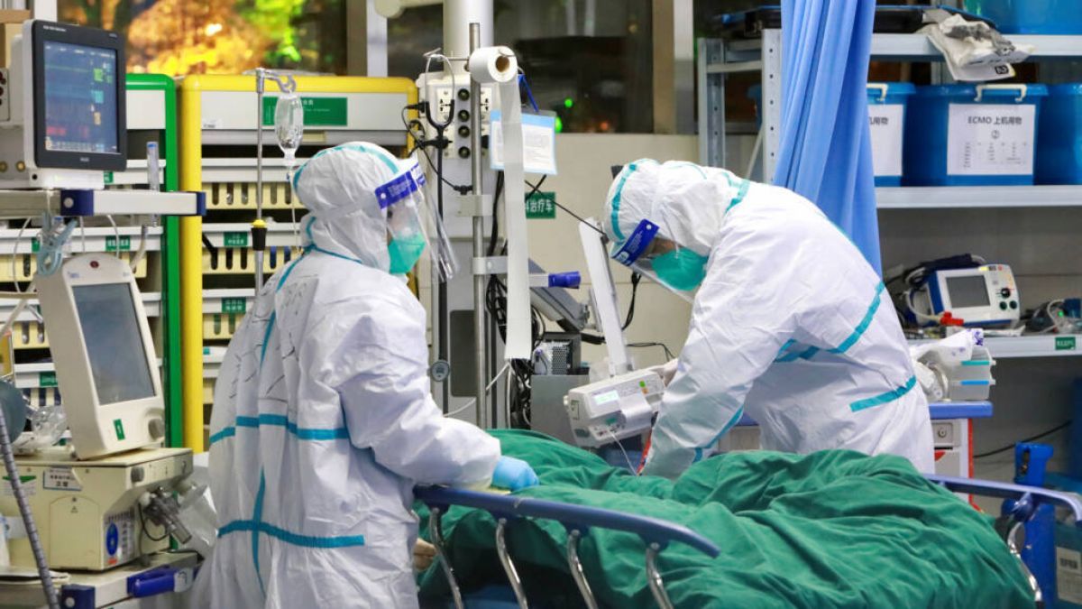 Alte 55 cazuri noi de coronavirus. Patru persoane au pierdut lupta cu boala