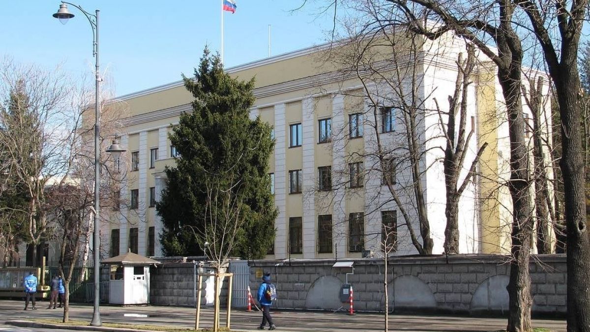 Ambasada Rusiei la București îndeamnă cetățenii ruși să sesizeze autoritatea dacă au fost discriminați sau amenințați