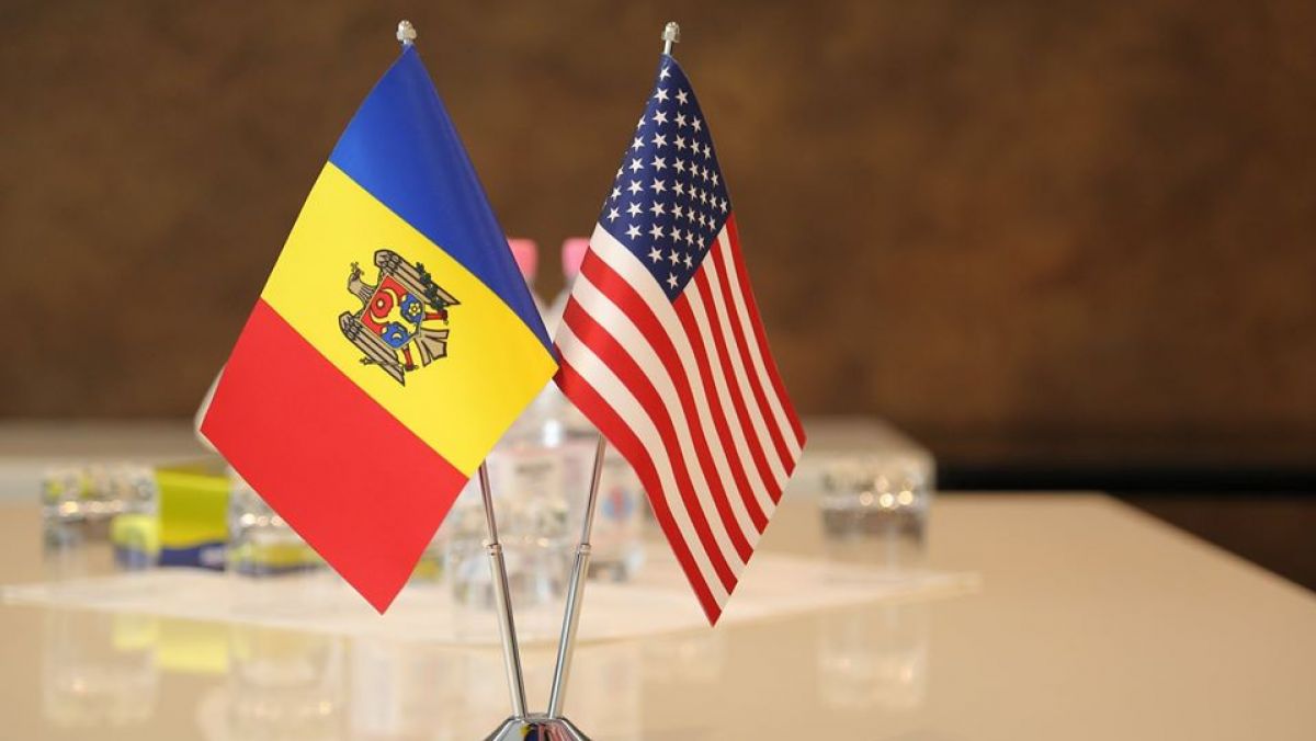 Ambasadorul SUA la Chișinău: Nu avem indicii că R. Moldova ar putea fi ținta unui atac