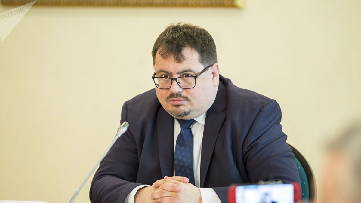 Ambasadorul UE despre deciziile Parlamentului privind CC: „Sunt un atac asupra Constituței R. Moldova”