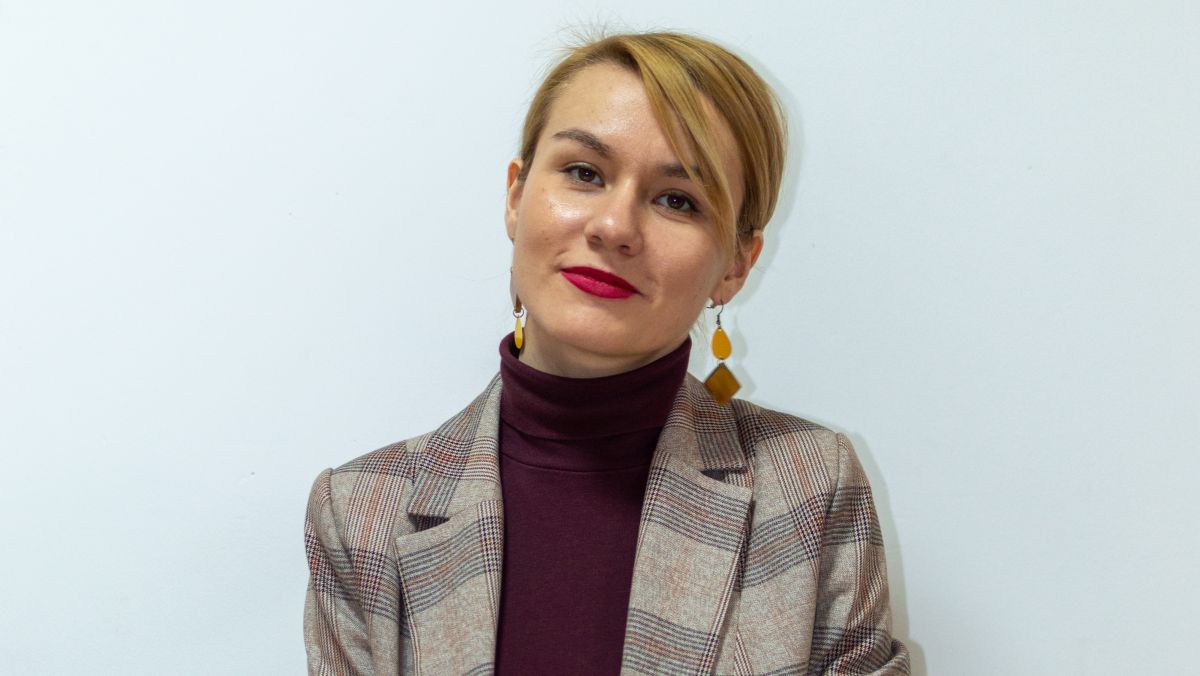 Anetta Dabija, contributor AGORA, cea care ne va spune ce avem de făcut (d)in Chișinău