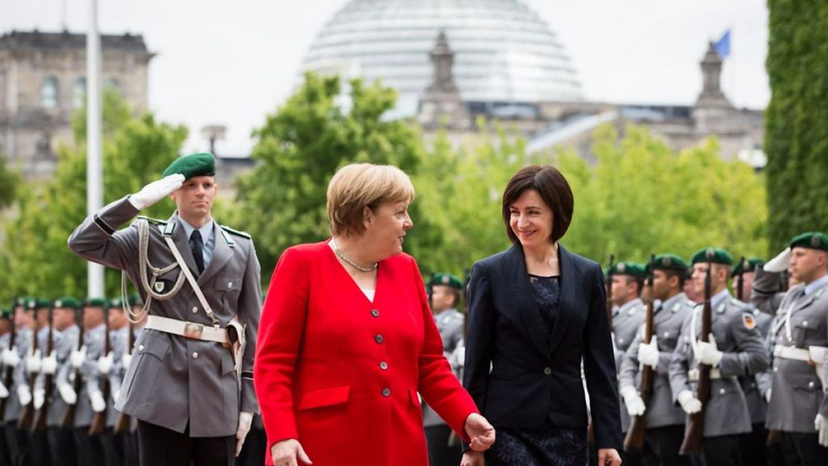 Angela Merkel o felicită pe Maia Sandu: Poporul din Moldova v-a dat un mandat puternic pentru cooperare pe scena internațională