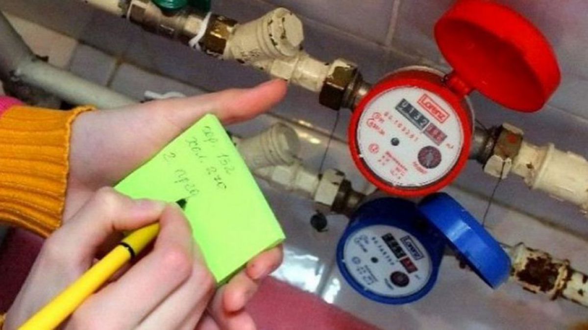ANRE: Cheltuielile suportate de consumatorii casnici la achiziționarea contoarelor de apă vor fi compensate de operatori