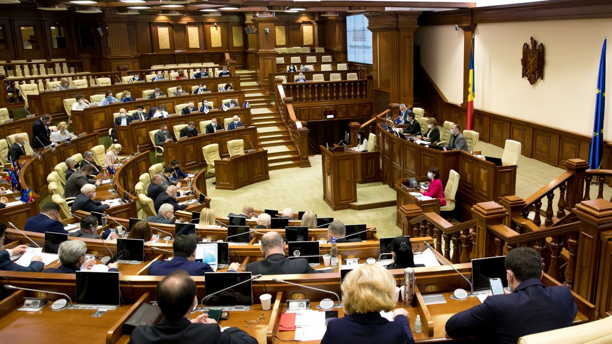 Anularea legii miliardului, votată în primă lectură. Autori: Sursele ar putea fi folosite pentru sectorul economic al țării