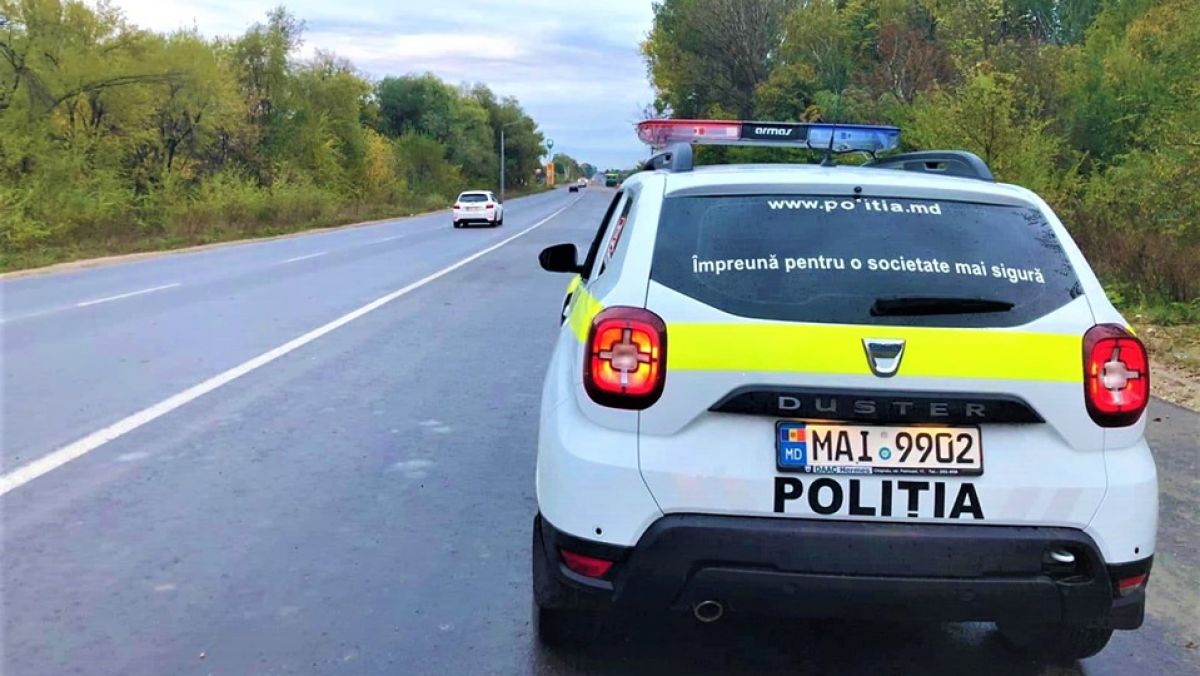 Ar fi acceptat de la șoferii prinși băuți la volan sume de 200-300 de euro. Șapte inspectori de patrulare, în vizorul procurorilor