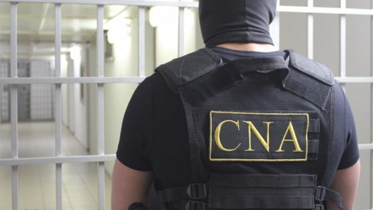 Ar fi cerut 200 de euro mită de la un șofer. Doi polițiști din Cantemir, denunțați la CNA