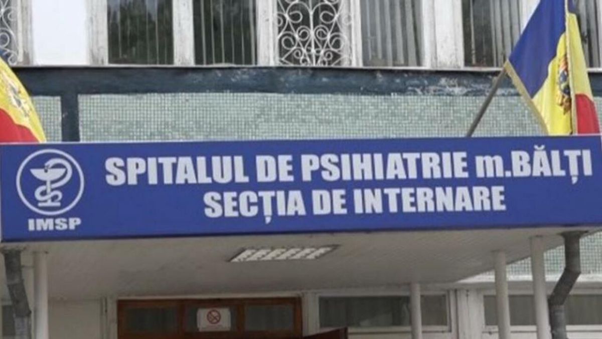 Ar fi colectat, lunar, bani de la subalterni. Șefa Spitalului de Psihiatrie din Bălți, cercetată pentru abuz de serviciu