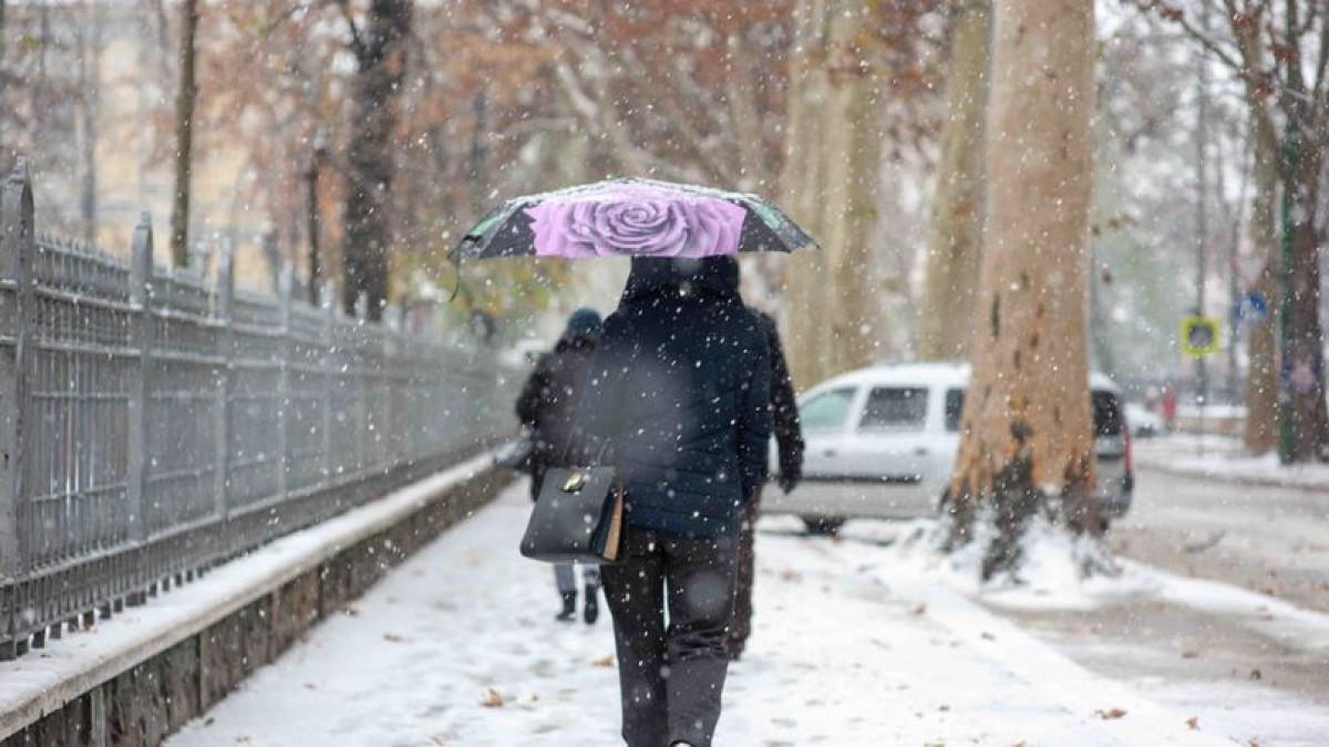 Atenție! Cod Galben de condiții complicate ale vremii - precipitații, lapoviță și ghețuș