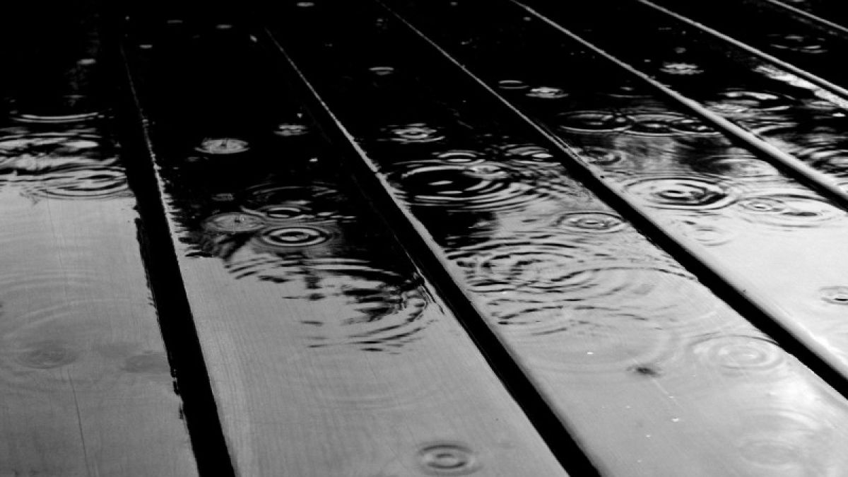 Avertizare meteo: Cod galben de ploi scurte cu descărcări electrice