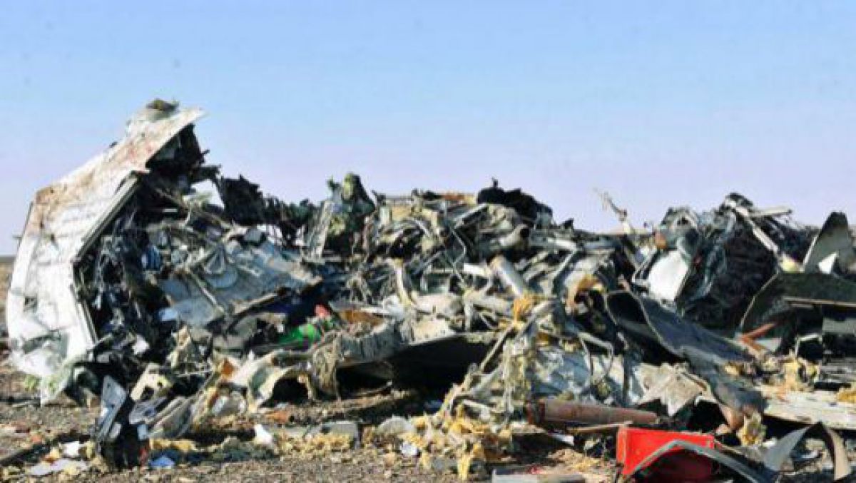 Avionul rus prăbuşit în Egipt a fost „atacat din interior”