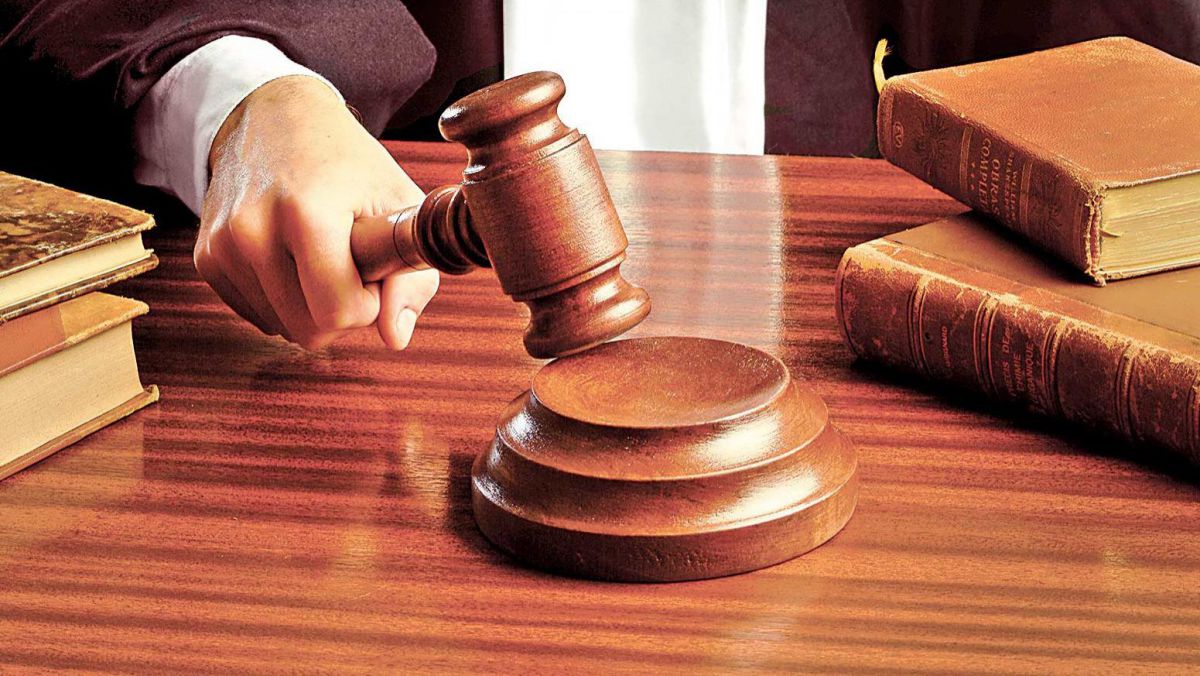 Avocații ies în stradă. Trag un nou semnal de alarmă în privința aplicării excesive a arestului