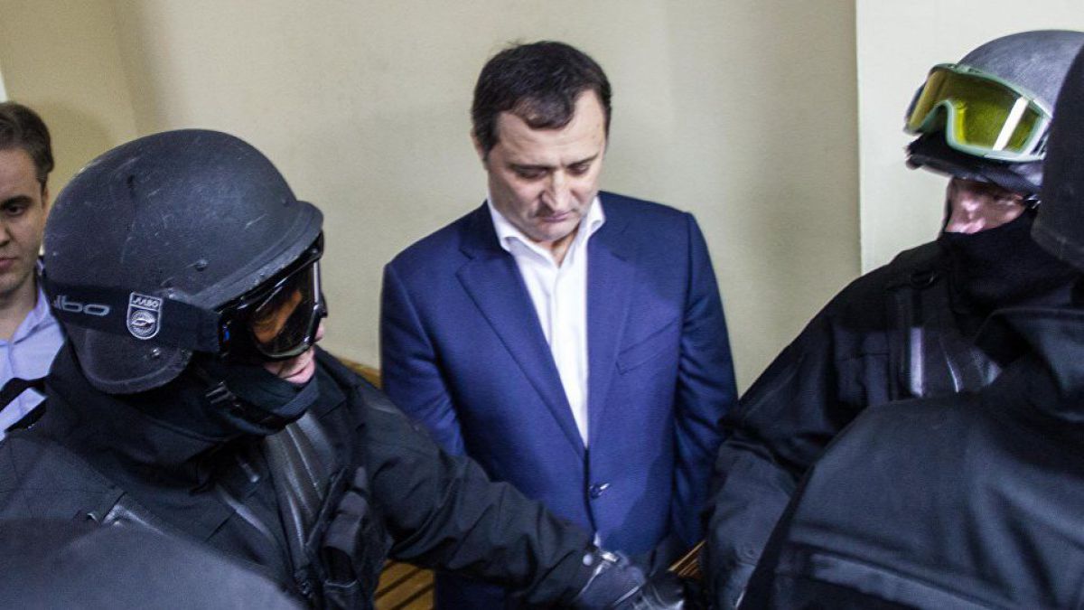 Avocatul Igor Popa: Starea de sănătate a lui Vlad Filat s-a agravat, ar putea fi internat la spital