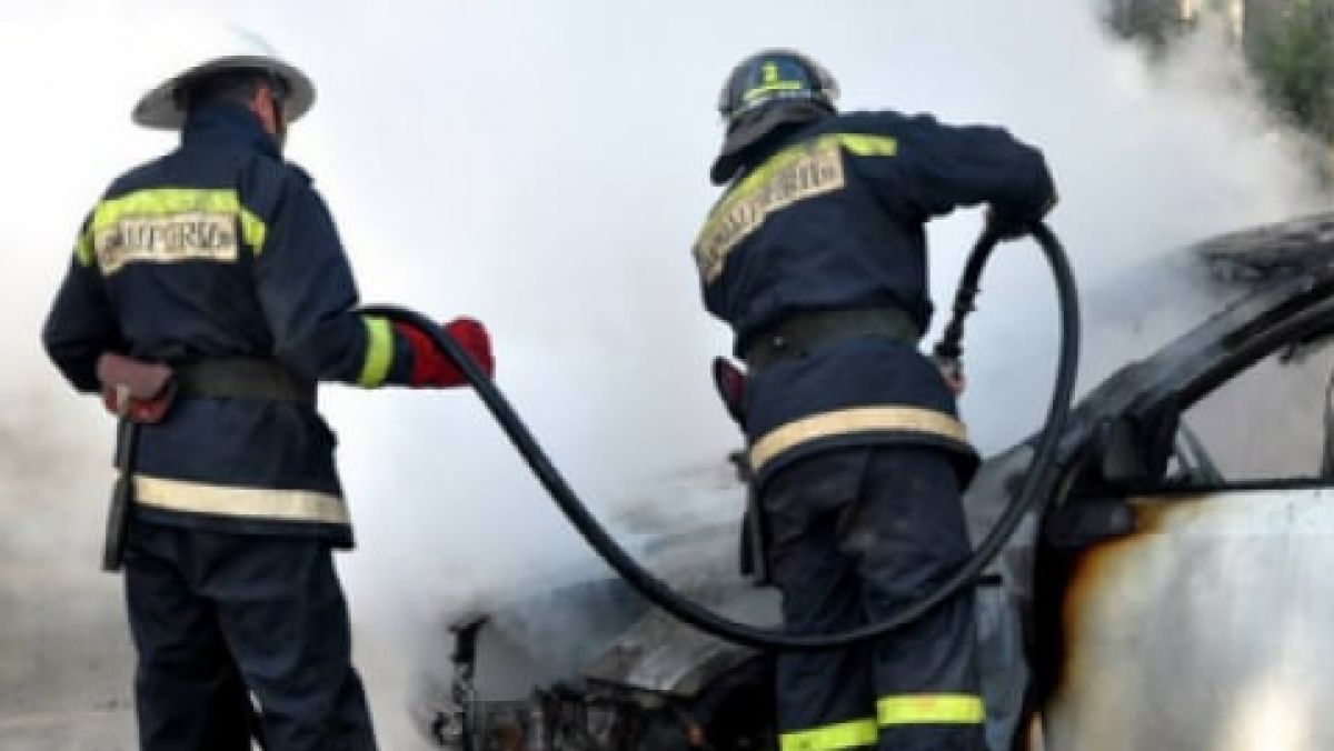 Bălți: Un automobil a fost cuprins de flăcări